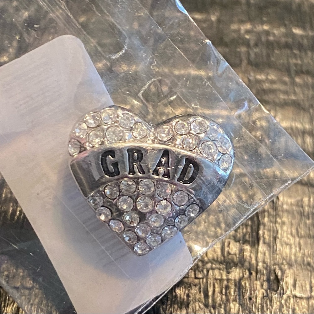 Magnolia and Vine Heart Shaped 'GRAD' Standard Jewelry Snap with Rhinestones